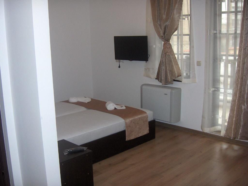 Krasteva House Hotel Berkovitsa Ruang foto