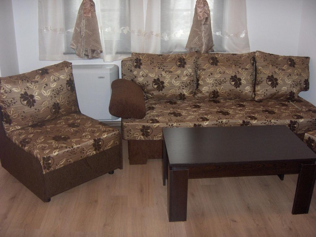 Krasteva House Hotel Berkovitsa Ruang foto