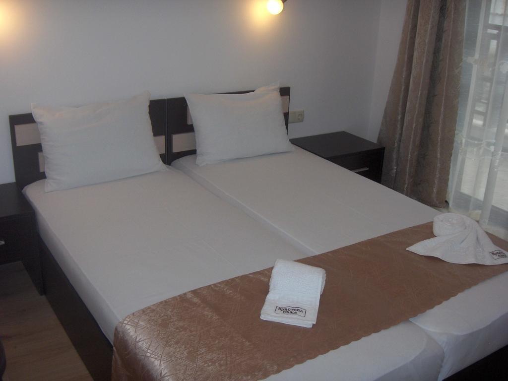 Krasteva House Hotel Berkovitsa Ruang foto